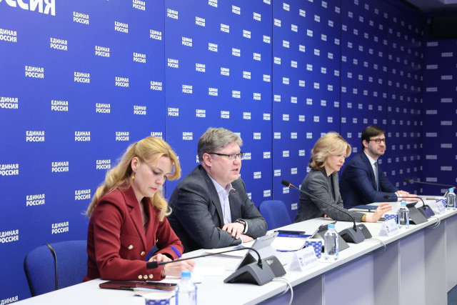 ​При поддержке &laquo;Единой России&raquo; трудоустроены 580 тысяч человек