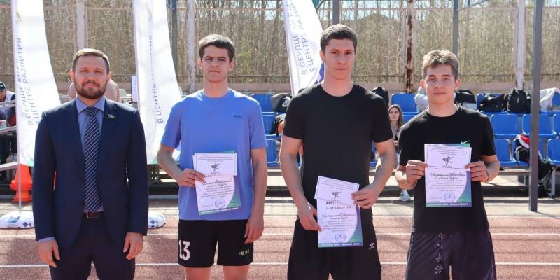 Школьники Сургутского района выяснили, кто из них лучший легкоатлет