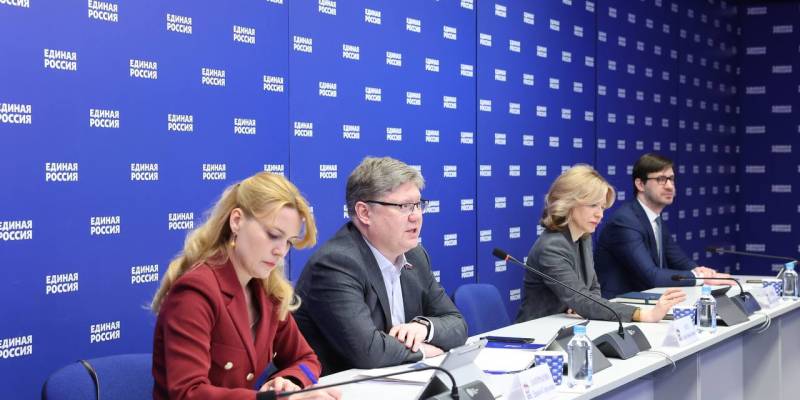 При поддержке «Единой России» трудоустроены 580 тысяч человек При поддержке «Единой России» трудоустроены 580 тысяч человек