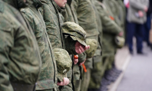 Минобороны РФ предложило увеличить оклады военнослужащим до 7,6% в 2025 году