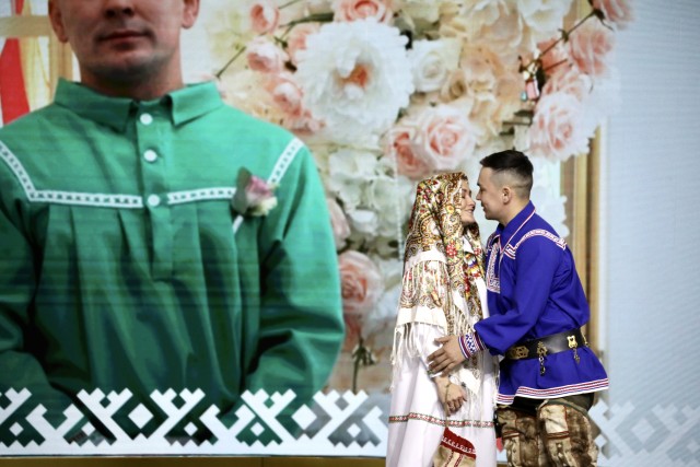 Югра удивила посетителей выставки «Россия» уникальной свадьбой