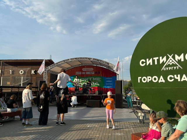 В ритме города: Сургут стал площадкой для зажигательного фестиваля В ритме города: Сургут стал площадкой для зажигательного фестиваля