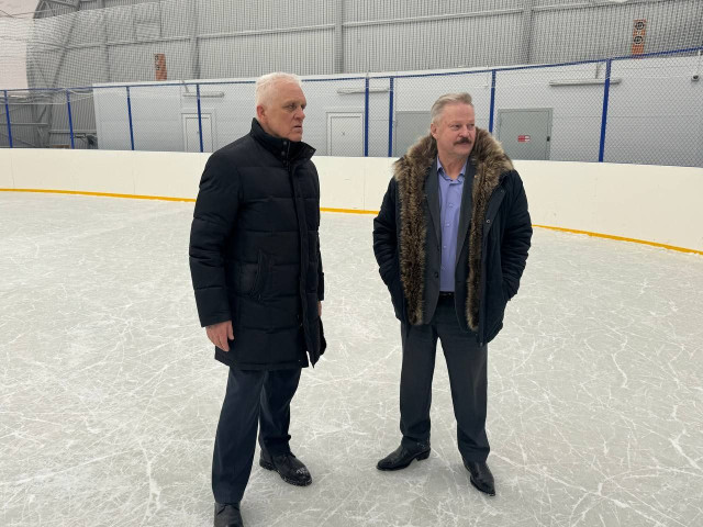 Делегация &laquo;Единой России&raquo; оценила спортивные объекты в деревне Русскинская