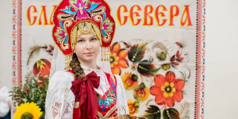 Более 200 участников из Сургутского района представили блюда на фестивале «Время традиций» Более 200 участников из Сургутского района представили блюда на фестивале «Время традиций»