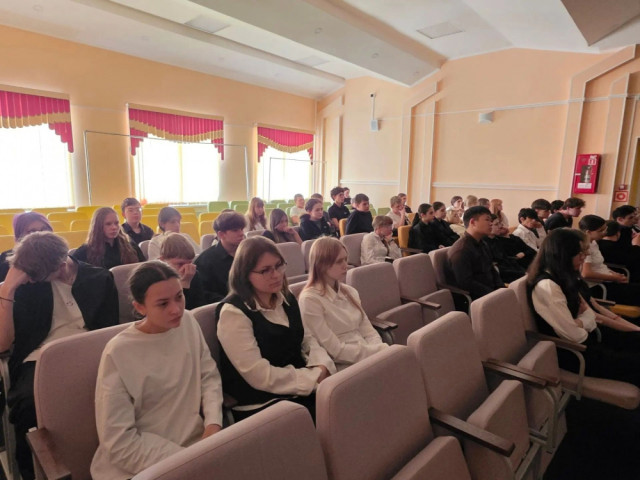 Школьники из Ульт-Ягуна присоединились к всероссийскому театральному проекту Школьники из Ульт-Ягуна присоединились к всероссийскому театральному проекту