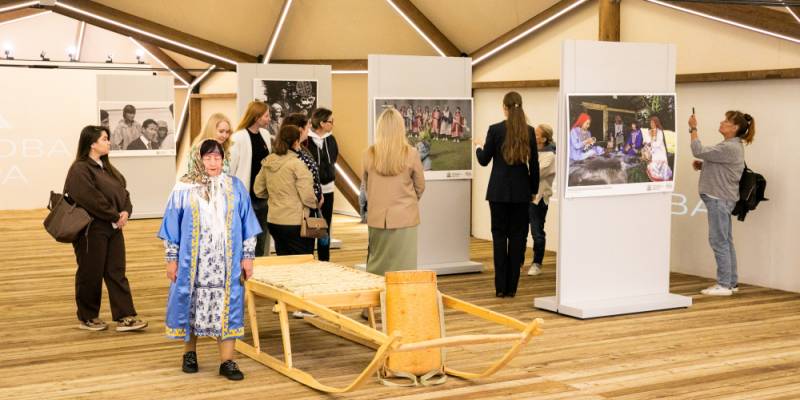 В Сургутском районе открылась фотовыставка &laquo;Югра. Коренные народы Севера: фотохроника ТАСС&raquo;
