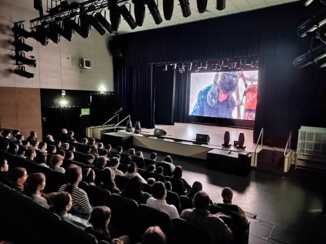 В Сургутском районе состоялась премьера фильма «Тайная дверь» В Сургутском районе состоялась премьера фильма «Тайная дверь»