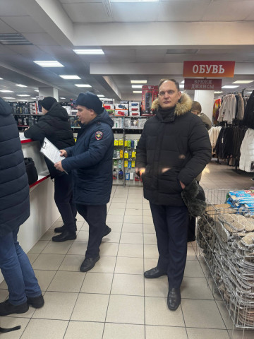 В Сургутском районе прошел рейд по проверке продукции на предмет контрафакта