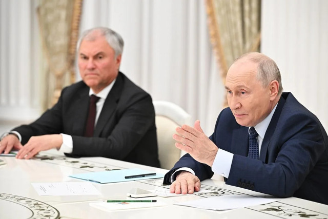 Владимир Путин: &laquo;Единая Россия&raquo; упрочила свое лидерство