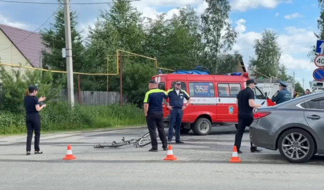 &laquo;КАМАЗ&raquo; насмерть сбил велосипедиста в Нягани