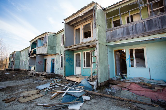 В ХМАО жителям аварийных домов будут давать больше денег на переселение