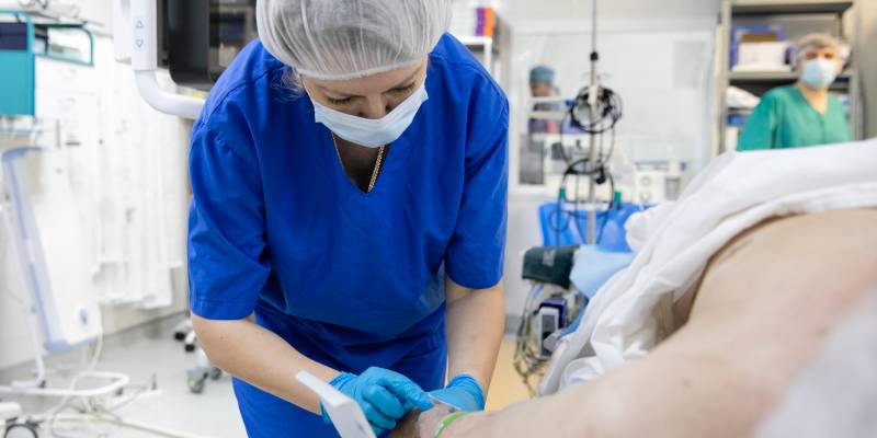 Мужчина несколько лет надеялся на врачей из Германии и Израиля, но ему помогли медики Сургута