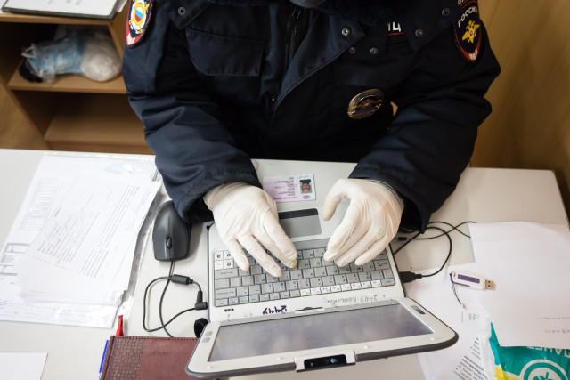 Жительница ХМАО повелась на старую схему и отправила аферистам почти два миллиона