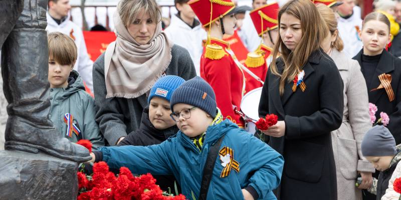 Жители Барсово почтили память павших в Великой Отечественной войне солдат