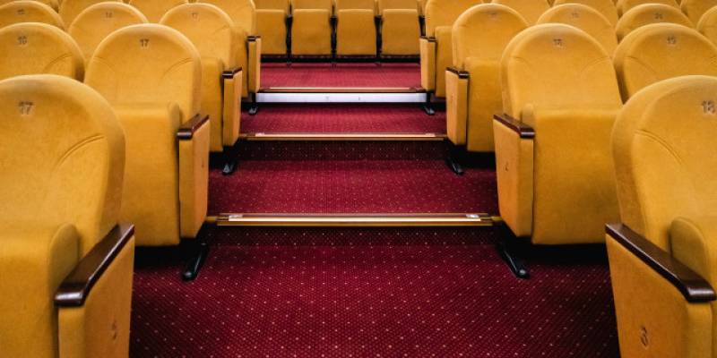 В Нижневартовске отменили концерт комика Нурлана Сабурова