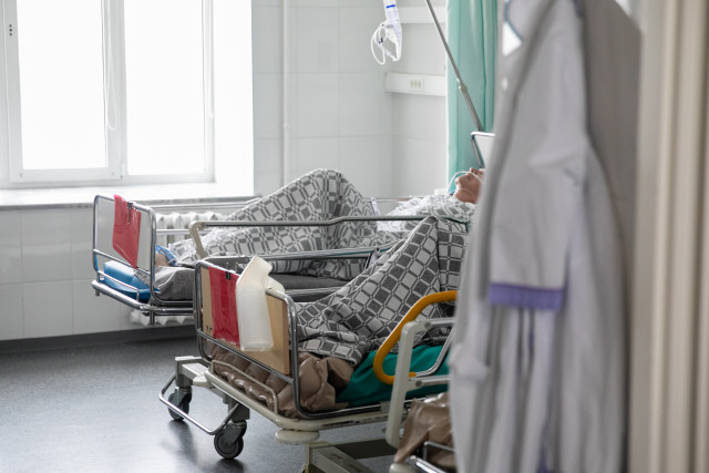 Жителю Тюмени пересадили сердце сразу после прилета в Москву Жителю Тюмени пересадили сердце сразу после прилета в Москву