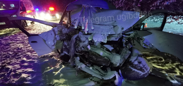 В страшном ДТП под Сургутом погиб человек