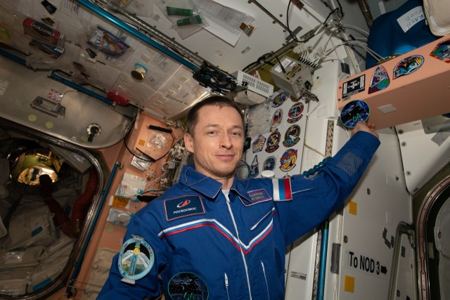 Космонавт из Нижневартовска Рыжиков почти шесть часов работал в открытом космосе Космонавт из Нижневартовска Рыжиков почти шесть часов работал в открытом космосе