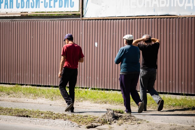 В ХМАО несколько десятков мигрантов-нелегалов выдворят за пределы страны