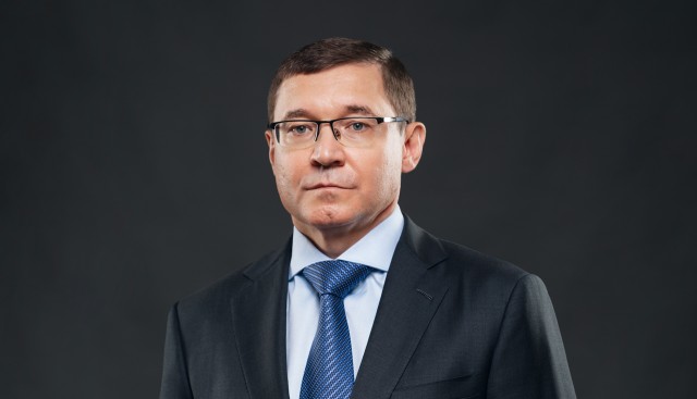 Полпред президента в УрФО Владимир Якушев пожелал уральцам сохранять верность Отечеству на 9 Мая Полпред президента в УрФО Владимир Якушев пожелал уральцам сохранять верность Отечеству на 9 Мая