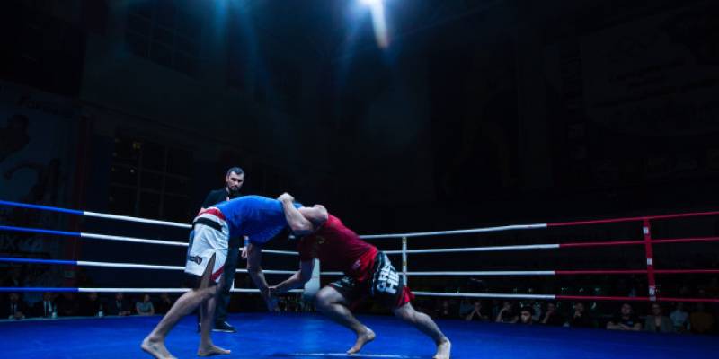 Спортсмены из ХМАО поборются за победу на чемпионате РФ по ММА