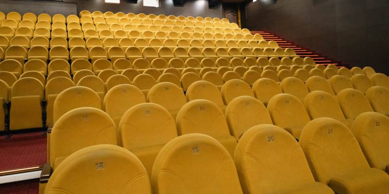 Кадышева, подвинься: жители ХМАО скупают билеты на концерты Булановой