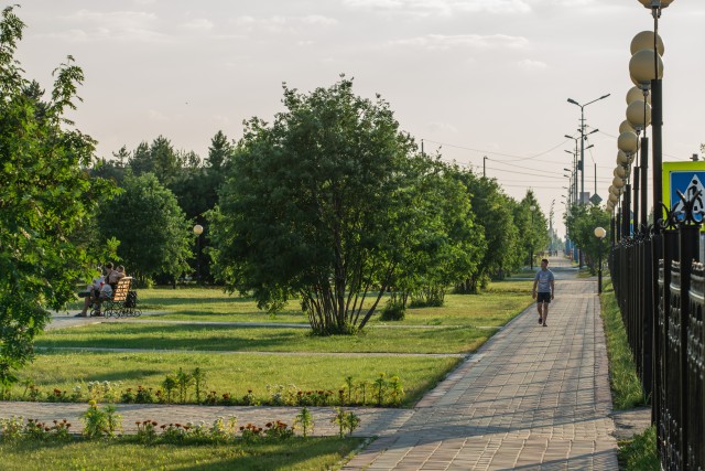 Жителей Сургутского района призывают выбрать территории, которые благоустроят за федеральные деньги