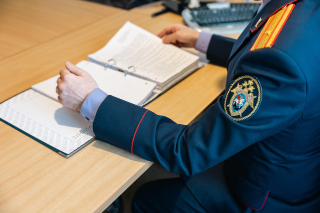 В ЯНАО мужчина вытолкнул собутыльника с балкона и тот разбился насмерть