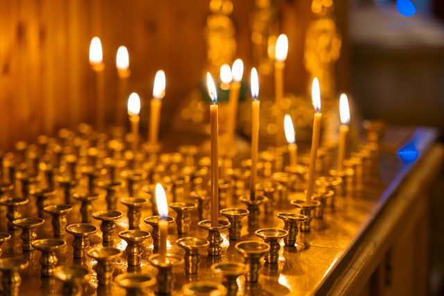 В ХМАО назвали дату, когда привезут Благодатный огонь В ХМАО назвали дату, когда привезут Благодатный огонь