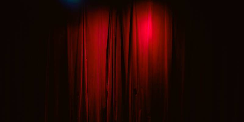 Известный комик Амир Гурбанов выступит в Сургуте