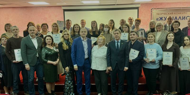 Журналисты &laquo;Вестника&raquo; и &laquo;Югорского снегиря&raquo; стали триумфаторами конкурса журналистов Сургута