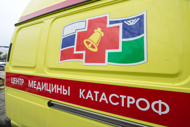 В ХМАО медики отправились на болота, чтобы спасти пенсионера с отказавшим кардиостимулятором