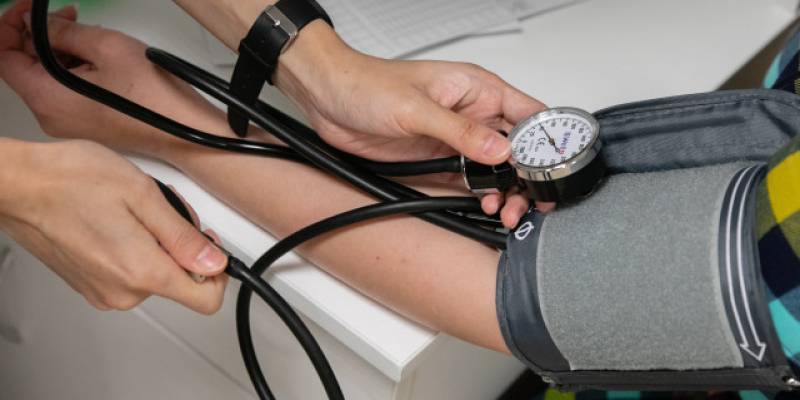В полтора раза выросло число молодых пациентов с инфарктом в ХМАО