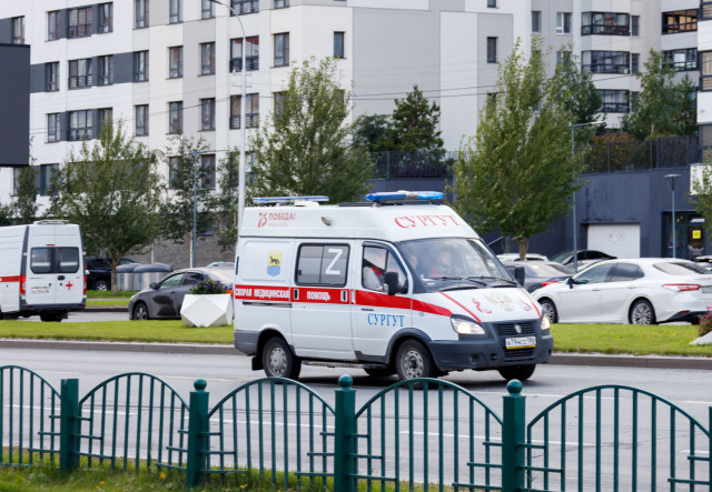 В Сургуте медики помогли дачнику с серьезным внутренним кровотечением В Сургуте медики помогли дачнику с серьезным внутренним кровотечением
