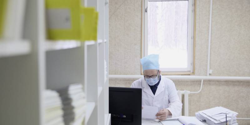 В ХМАО врачи вернули к жизни мужчину, который из-за инсульта оказался в коме