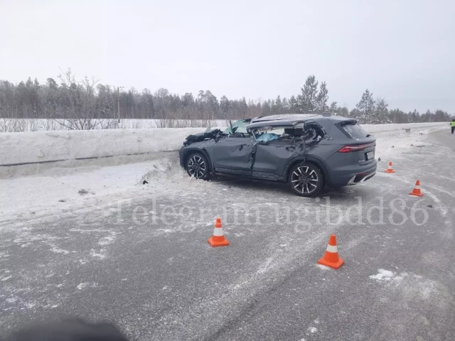 В ХМАО женщина погибла в ДТП с погрузчиком