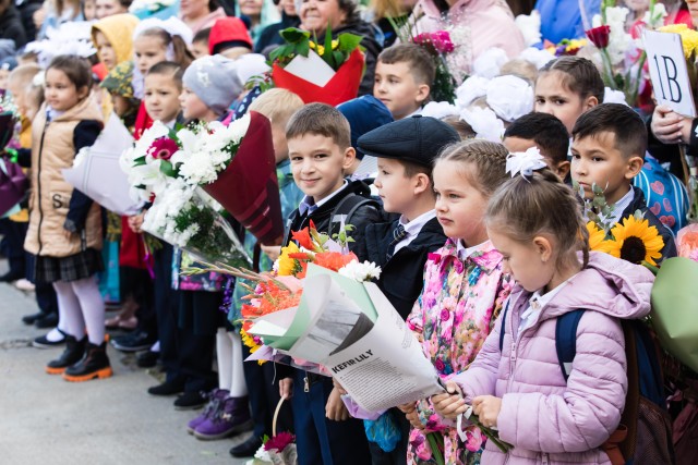 В ХМАО продлили школьникам летние каникулы на 1 день