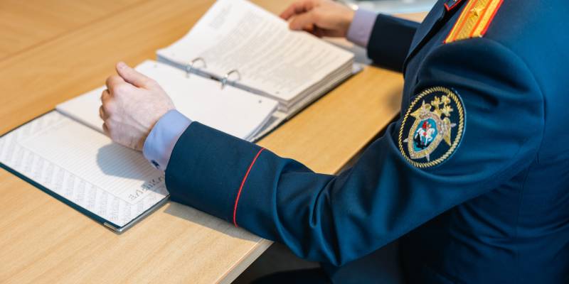 В ЯНАО мужчина вытолкнул собутыльника с балкона и тот разбился насмерть