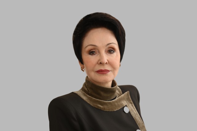 Галина Резяпова: "Мы побеждали в прошлом, победим и в настоящем" Галина Резяпова: "Мы побеждали в прошлом, победим и в настоящем"