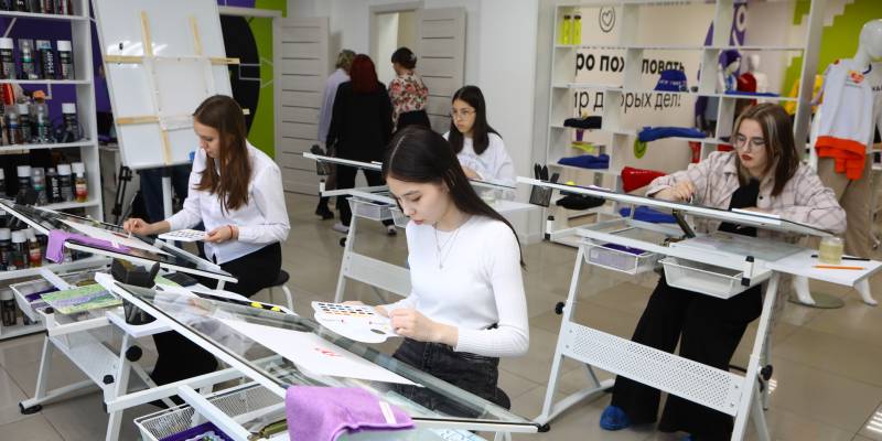 Самый большой и долгожданный: в Сургутском районе заработал девятый молодёжный центр