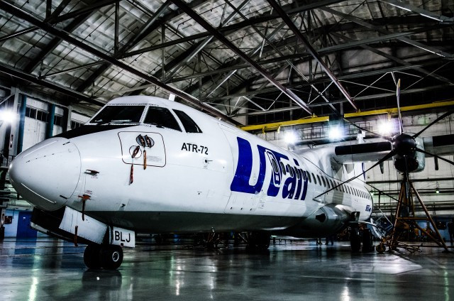 В Нижневартовске незапланированно сел самолет Utair, летевший в Новый Уренгой