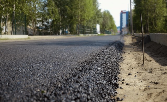 В ХМАО обновили важную междугороднюю трассу