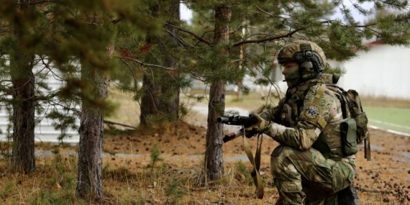 Боец из ХМАО вытащил на себе раненых товарищей в зоне СВО