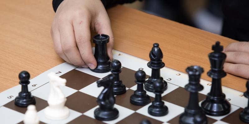 Шахматный турнир с шансом выиграть досрочное освобождение провели в колонии ЯНАО