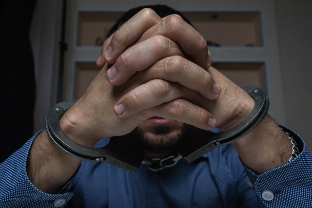 В ХМАО начался суд над мошенником, которому вменяют 434 преступных эпизода В ХМАО начался суд над мошенником, которому вменяют 434 преступных эпизода