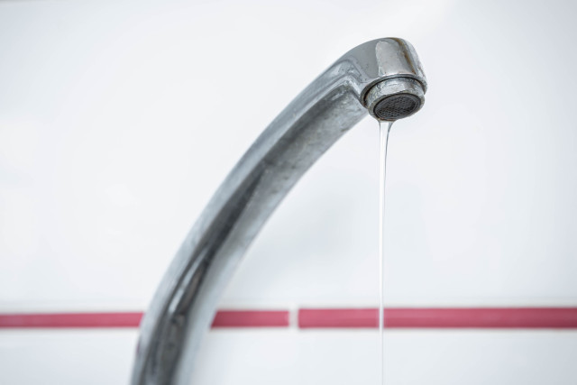 Жители почти сотни домов в Сургуте останутся без холодной воды Жители почти сотни домов в Сургуте останутся без холодной воды