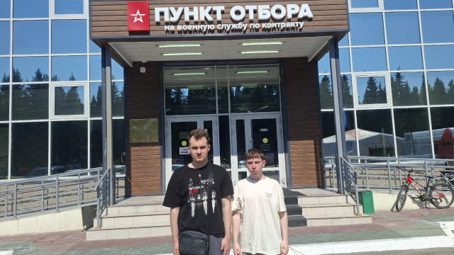 В строй и с дроном, и с музыкой