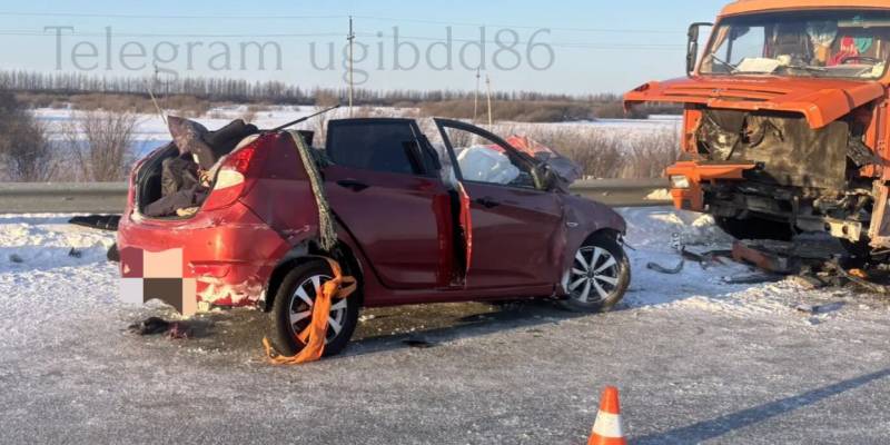 Ребенок погиб в страшном ДТП под Сургутом