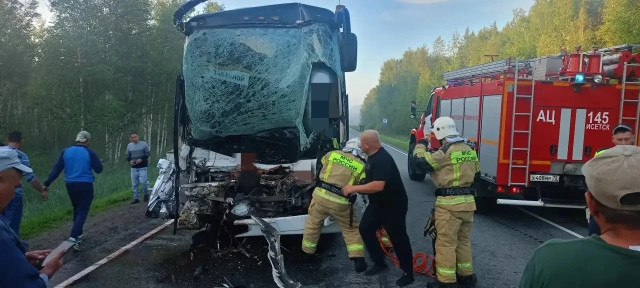 Вахтовики из Уфы попали в смертельное ДТП по пути в Сургут Вахтовики из Уфы попали в смертельное ДТП по пути в Сургут
