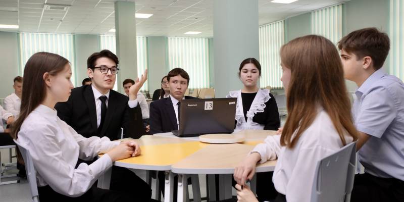 Голос молодых: опыт Сургутского района по работе с молодежью стал примером для других регионов Голос молодых: опыт Сургутского района по работе с молодежью стал примером для других регионов